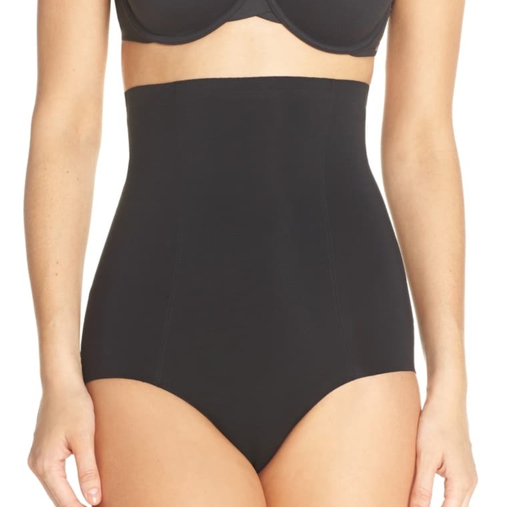 NWT WACOAL Beyond Naked High Waist Shaping Briefs